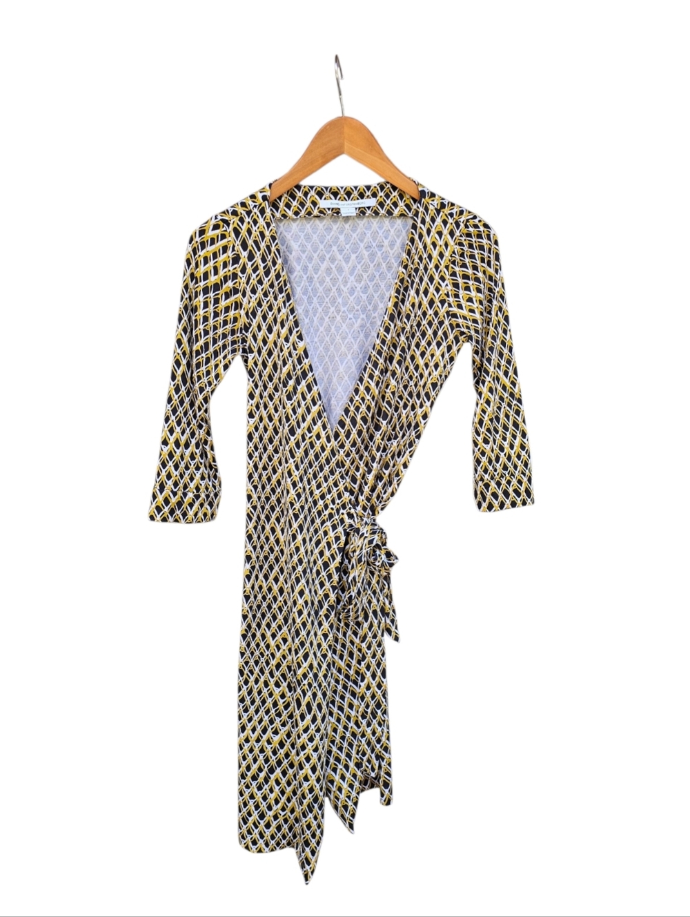 Diane Von Furstenberg New Julian 100% Silk Wrap Dress Size 4 - Picture 2 of 12